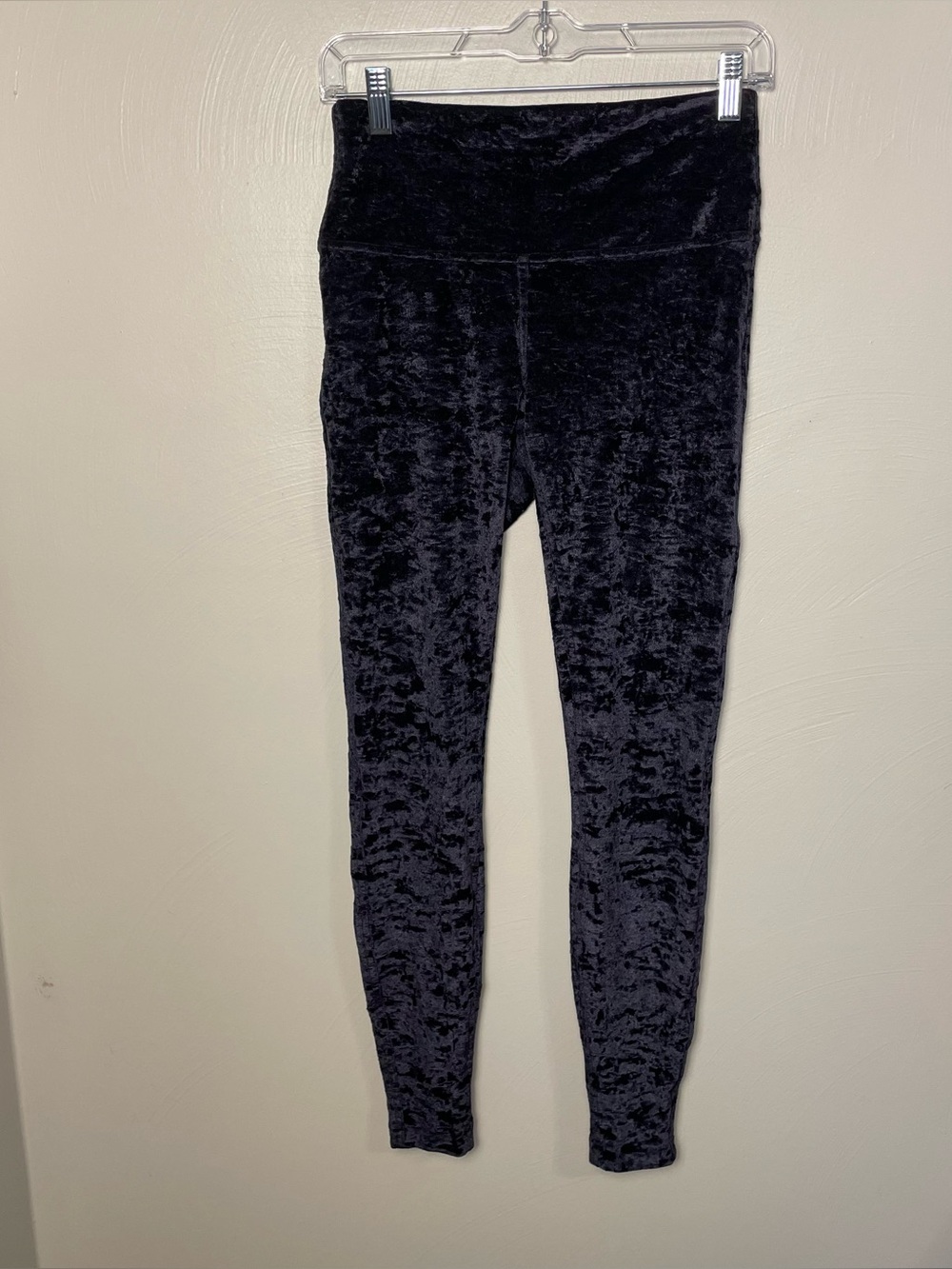 Lululemon Black Crushed Velvet Leggings Size 8